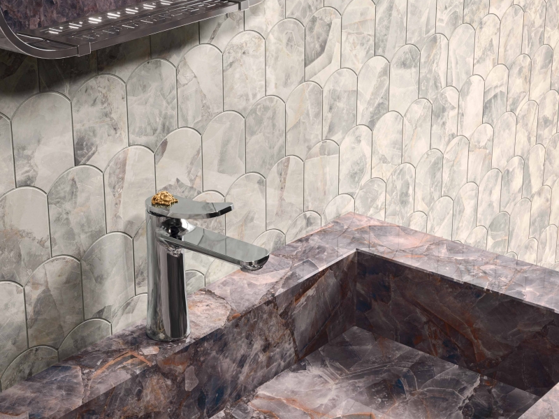 Wash basin mixer